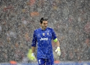 德罗巴关键防守助阿森纳取胜，气势如虹延续